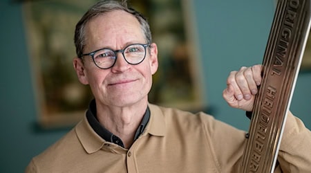 Berlins ehemaliger Regierender Bürgermeister Michael Müller (SPD) hat sein früheres Wahlkreisbüro behalten.  / Foto: Fabian Sommer/dpa