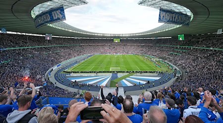 Das Finale der Männer bleibt in Berlin. (Archivbild) / Foto: Sören Stache/dpa