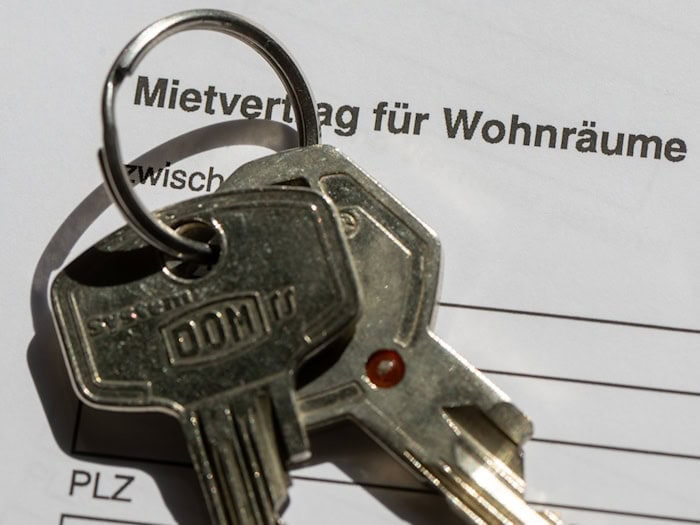 Die Berliner Mietpreisprüfstelle checkt Mietverträge bei Verdacht auf zu hohe Mieten. (Symbolbild)  / Foto: Sebastian Kahnert/dpa
