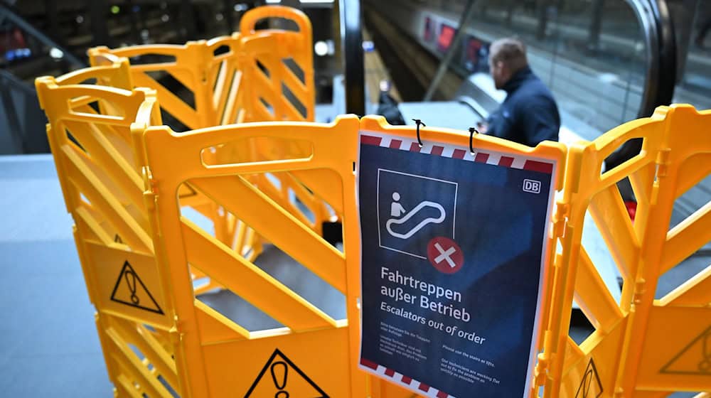 Am Berliner Hauptbahnhof steht derzeit ein Großteil der Rolltreppen still. / Foto: Markus Lenhardt/dpa
