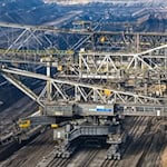 Mit der bevorstehenden Sprengung der Förderbrücke F60 im ehemaligen Tagebau Jänschwalde in der Lausitz verschwindet eine der größten mobilen Technikanlagen der Welt. (Archivbild)  / Foto: Patrick Pleul/dpa-Zentralbild/ZB