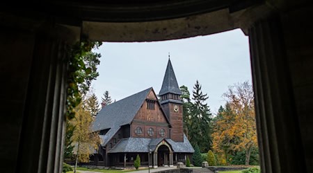 Der Südwestkirchhof war vorübergehend geschlossen worden. (Archivbild) / Foto: picture alliance / ZB