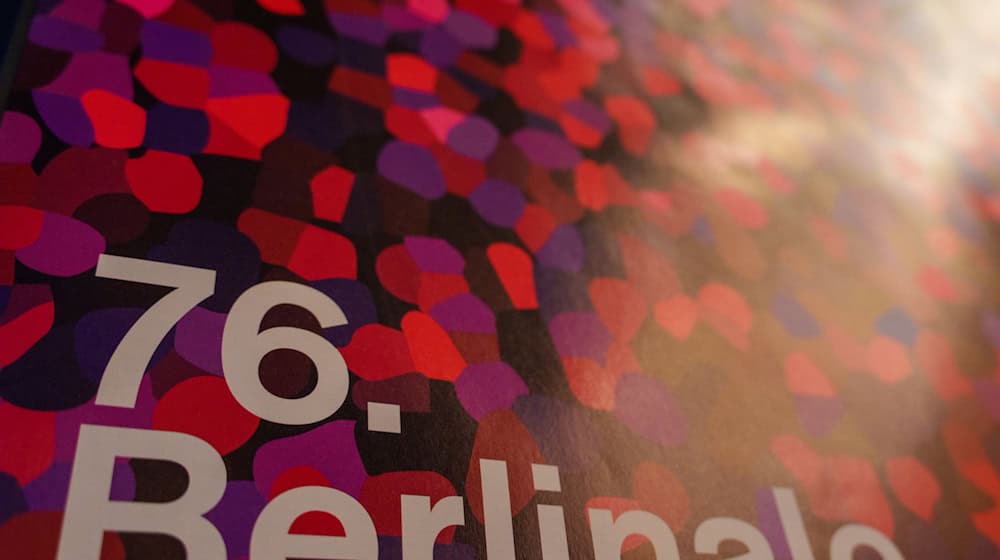 Die Gewerkschaft Verdi hat zum Warnstreik in einem Berlinale-Kino aufgerufen. (Symbolbild) / Foto: Soeren Stache/dpa