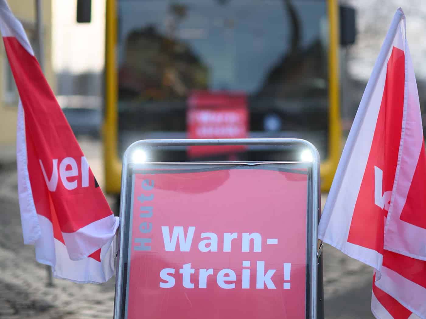 Warnstreik legt Nahverkehr in Brandenburg weitgehend lahm