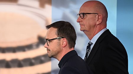 Sie dürften in einer neuen Regierungskoalition die wichtigsten Männer sein: Der bald dienstälteste Ministerpräsident von Deutschland, Dietmar Woidke, und CDU-Landeschef Jan Redmann. (Archivbild) / Foto: Bernd von Jutrczenka/dpa