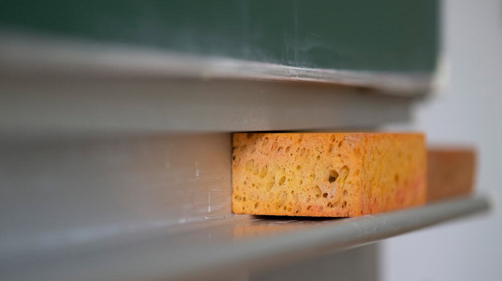 Die Ausgezeichneten kommen aus verschiedenen Bundesländern und von verschiedenen Schulformen. (Archivbild) / Foto: Marijan Murat/dpa