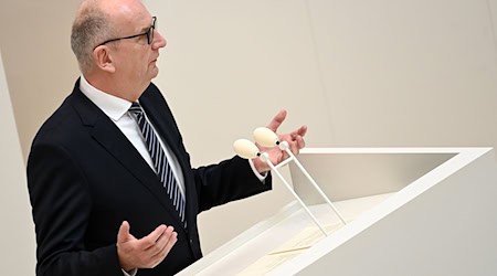 Brandenburgs Ministerpräsident Woidke fordert schnelles Ende des Ukraine-Kriegs