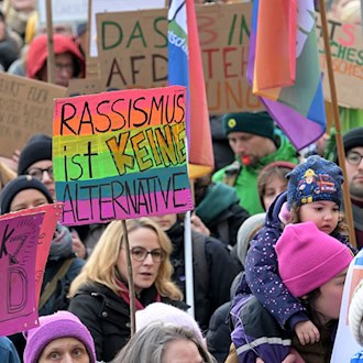 Die Internationalen Wochen gegen Rassismus werden in diesem Jahr in Brandenburg eröffnet. (Archivbild) / Foto: Michael Bahlo/dpa