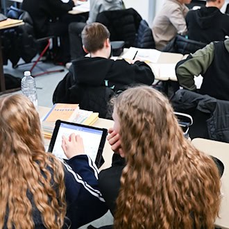 Die Bildungsqualität an Berlins Schulen soll besser werden. (Symbolbild) / Foto: Bernd Weißbrod/dpa