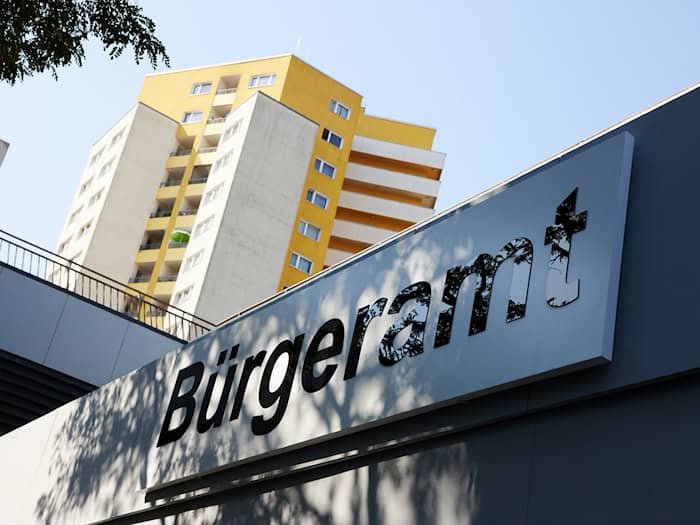 Berlins Verwaltung soll digitaler werden. (Archivbild) / Foto: Jörg Carstensen/dpa