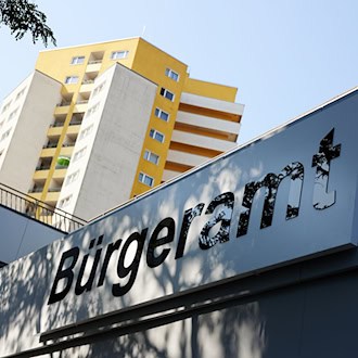 Berlins Verwaltung soll digitaler werden. (Archivbild) / Foto: Jörg Carstensen/dpa