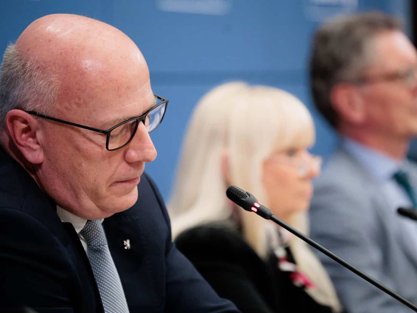 Berlins Regierender Bürgermeister Kai Wegner (CDU) und Innensenatorin Iris Spranger (SPD) sehen Handlungsbedarf beim Zivilschutz.  / Foto: Carsten Koall/dpa