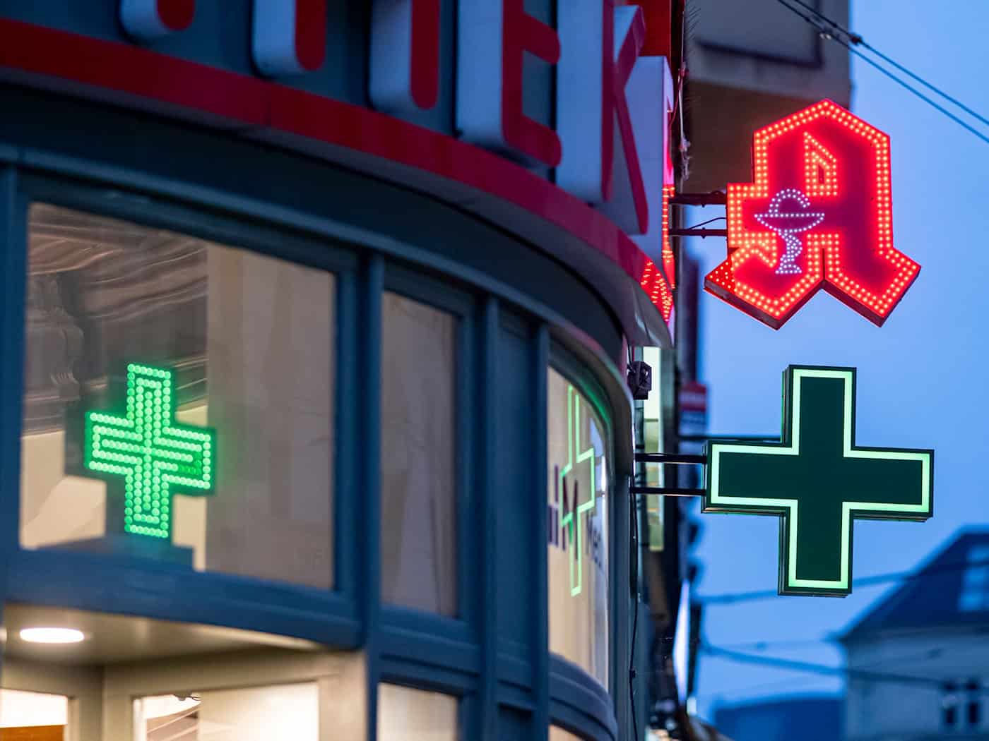 Am Montag öffnen Notdienst-Apotheken in Berlin. (Symbolbild) / Foto: Fabian Sommer/dpa