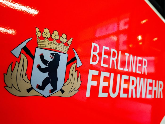 Rund 70 Einsatzkräfte sind bei dem Brand. (Symbolbild) / Foto: Soeren Stache/dpa