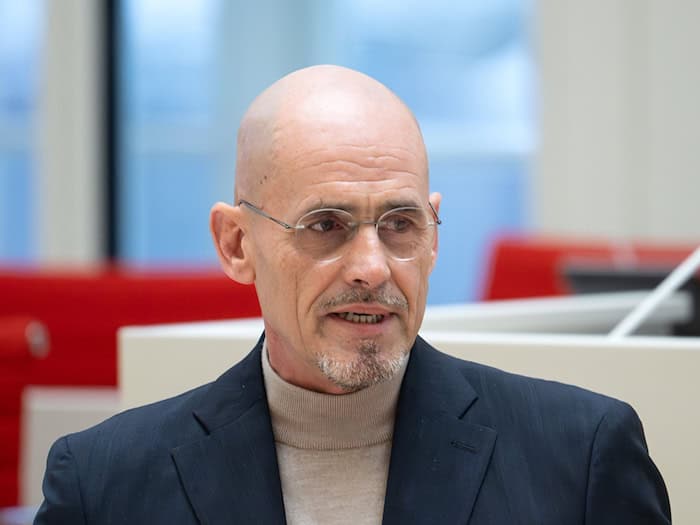 Der BSW-Fraktionschef Niels-Olaf Lüders wird nach eigener Aussage in der Opposition nicht mit der AfD zusammenarbeiten, unter Umständen aber Anträgen der AfD zustimmen. (Archivbild) / Foto: Soeren Stache/dpa