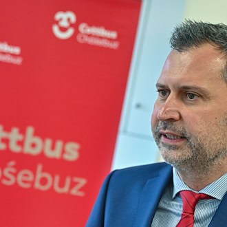 Der Oberbürgermeister von Cottbus, Tobias Schick (SPD), will die Stadt sicherer machen. (Archivbild) / Foto: Patrick Pleul/dpa