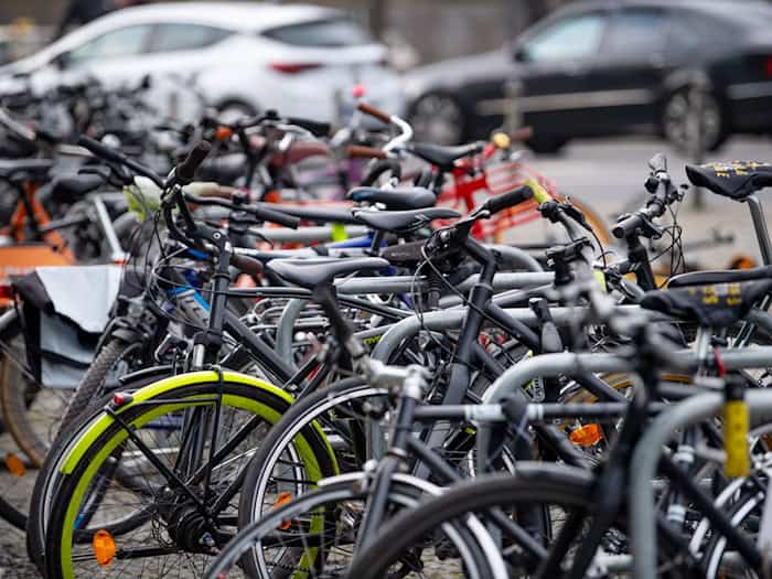 Auch die Frau hatte ihr Fahrrad nicht als gestohlen gemeldet. (Symbolbild) / Foto: Monika Skolimowska/dpa-Zentralbild/dpa