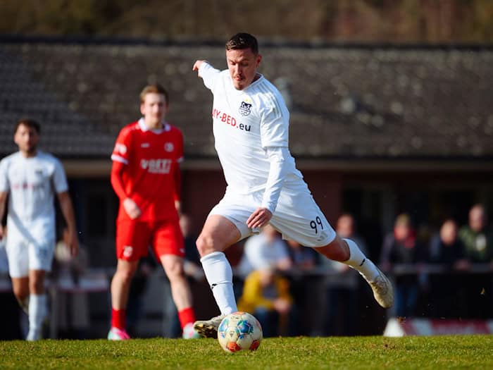 Max Kruse wurde in der zweiten Hälfte eingewechselt. / Foto: Gregor Fischer/dpa