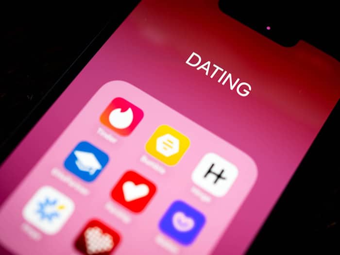 Junge Männer sollen homosexuelle Männer in eine Falle gelockt haben.  / Foto: Sina Schuldt/dpa