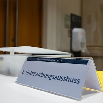 Der Untersuchungsausschuss zur umstrittenen Vergabe von Fördermitteln hat eine erste Bilanz gezogen. (Archivbild)   / Foto: Markus Lenhardt/dpa