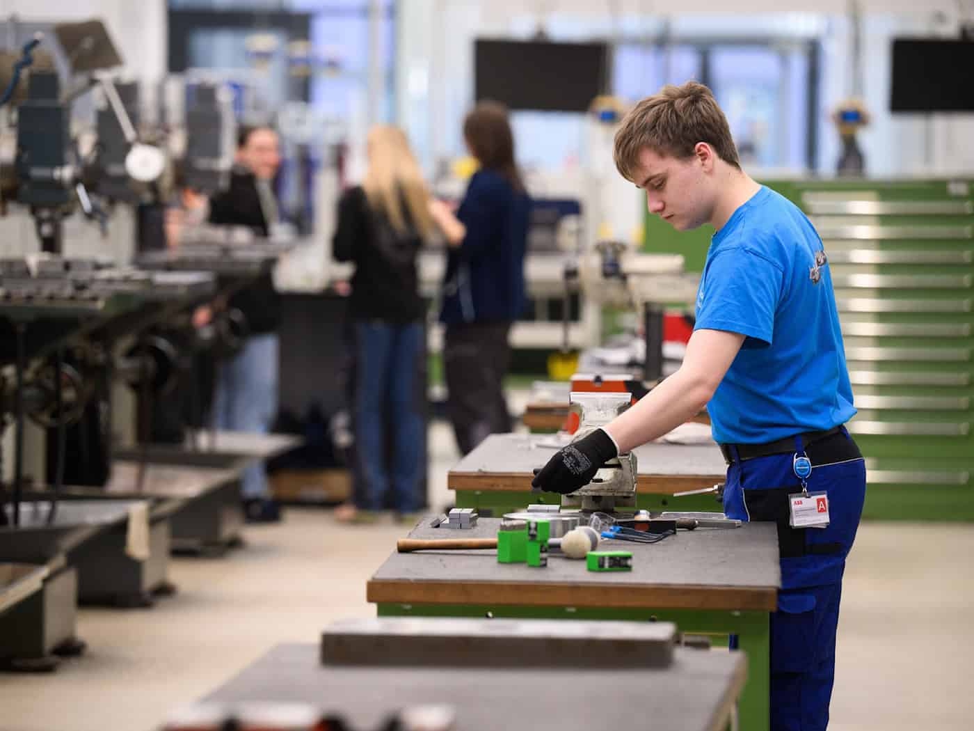 Die Regierungsfraktionen haben sich auf einen Gesetzesentwurf für eine Ausbildungsplatzabgabe geeinigt. (Archivbild) / Foto: Bernd von Jutrczenka/dpa