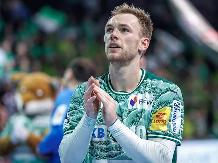 Welthandballer Mathias Gidsel sieht sein Team auf einem guten Weg. (Archivbild) / Foto: Andreas Gora/dpa