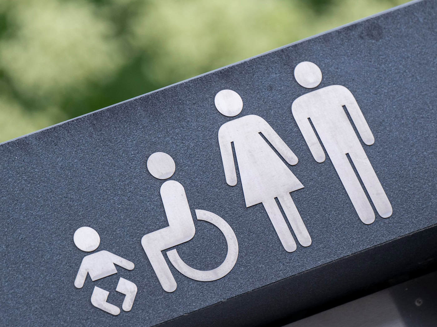 Gastronomen dürfen keine Extra-Toilettengebühr verlangen. (Archivbild) / Foto: Monika Skolimowska/dpa