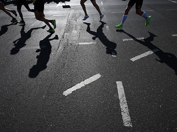Der Berliner Halbmarathon führt quer durch die Innenstadt. (Symbolbild) / Foto: Sebastian Gollnow/dpa