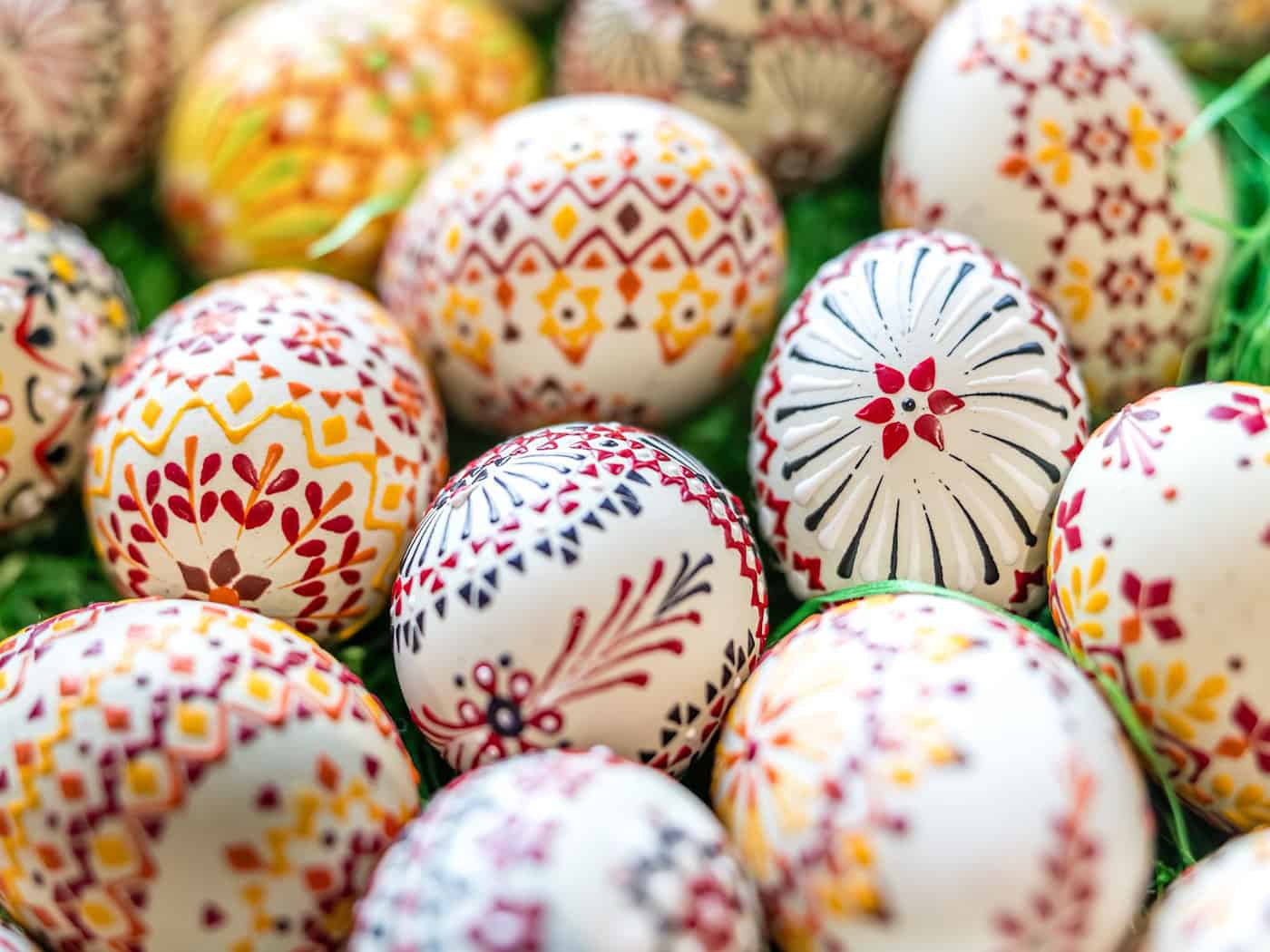 Kunstvoll verzierte Ostereier - das hat im Spreewald Tradition. / Foto: Frank Hammerschmidt/dpa