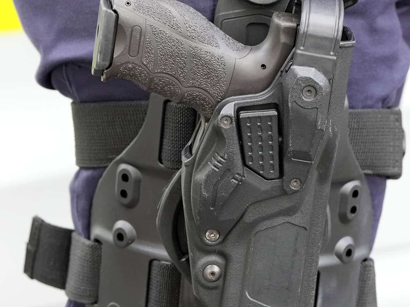 Drei Pistolen der Brandenburger Polizei wurden in den vergangenen Jahren kurzzeitig verloren.  / Foto: Soeren Stache/dpa