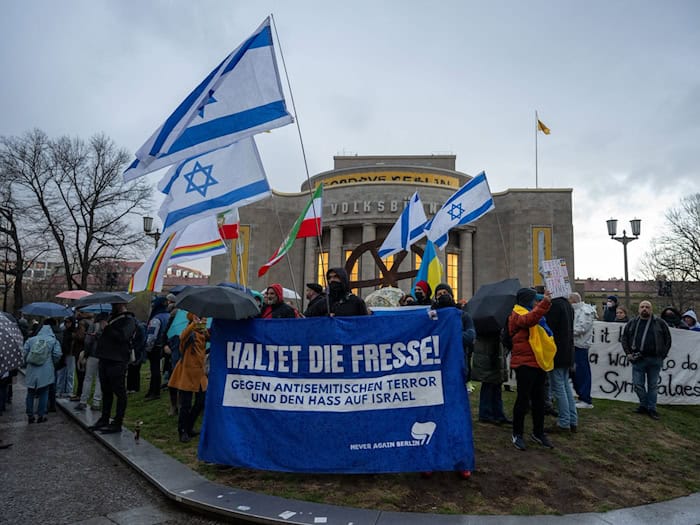 Proteste bei Albanese-Auftritt in Berlin