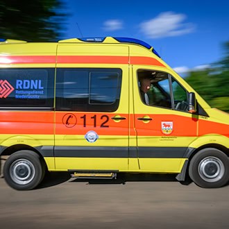 Die Stadt Cottbus erhebt erstmals Gebühren für Rettungsfahrten. (Symbolbild) / Foto: Patrick Pleul/dpa