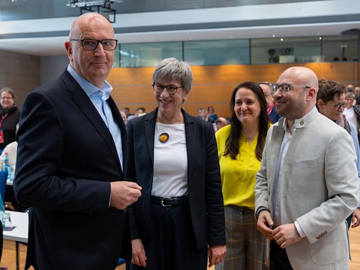 Die SPD stellt in der neuen Brandenburger Regierung aus SPD und CDU den Ministerpräsidenten und die meisten Minister.   / Foto: Soeren Stache/dpa