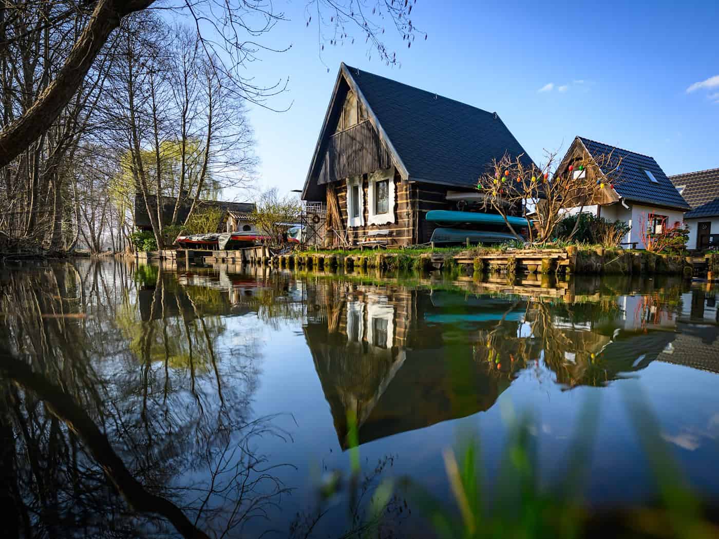 In den nächsten Tagen soll nach sonnigem Wochenstart Regen folgen. (Archivbild) / Foto: Patrick Pleul/dpa