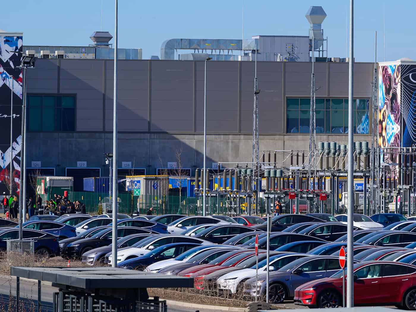 Das Ergebnis der Betriebsratswahl bei Tesla in Grünheide steht fest. (Archivbild) / Foto: Patrick Pleul/dpa