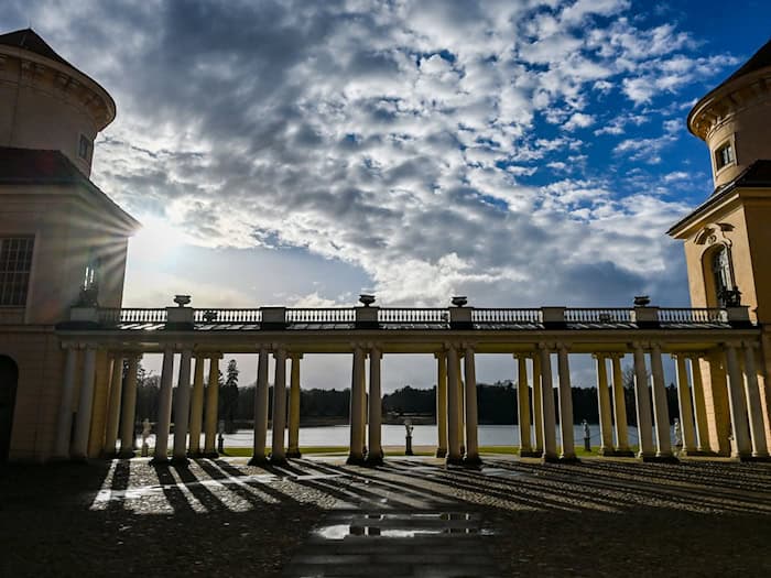 Am Karfreitag ziehen über Berlin und Brandenburg wieder Wolken auf. (Symbolbild) / Foto: Jens Kalaene/dpa