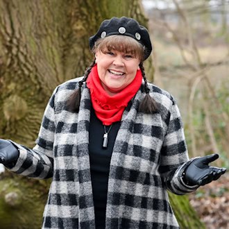 Chris Doerk kündigt mit 84 Jahren ein neues Album an. (Archivbild) / Foto: Jens Kalaene/dpa-Zentralbild/dpa