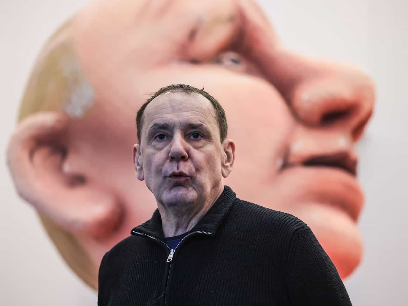 Macht sich stark für den deutschen Auslandssender: Der Künstler Tilly. (Archivbild) / Foto: Oliver Berg/dpa