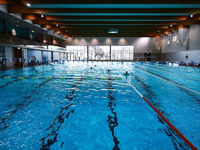 Schwimmen in Potsdam wird teurer. (Archivbild) / Foto: Soeren Stache/dpa/ZB