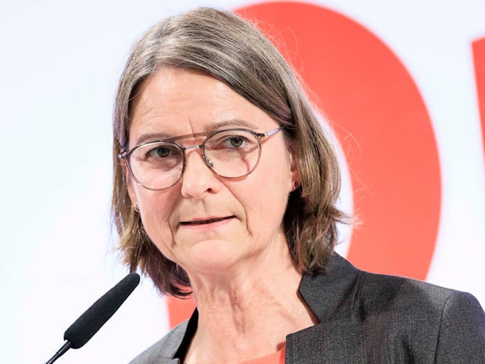 DGB-Landesvorsitzende Katja Karger fehlt etwas im Koalitionsvertrag. (Archivbild) / Foto: Carsten Koall/dpa