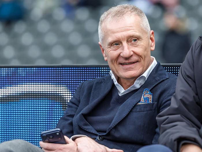 Hertha-Geschäftsführer Peter Görlich blickt schon auf den Transfersommer. (Archivbild) / Foto: Andreas Gora/dpa