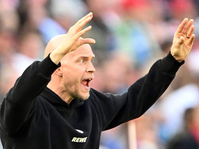 Der 1. FC Köln um Trainer René Wagner kann mit einem Sieg die Konkurrenz unter Druck setzen. (Archivbild) / Foto: Federico Gambarini/dpa