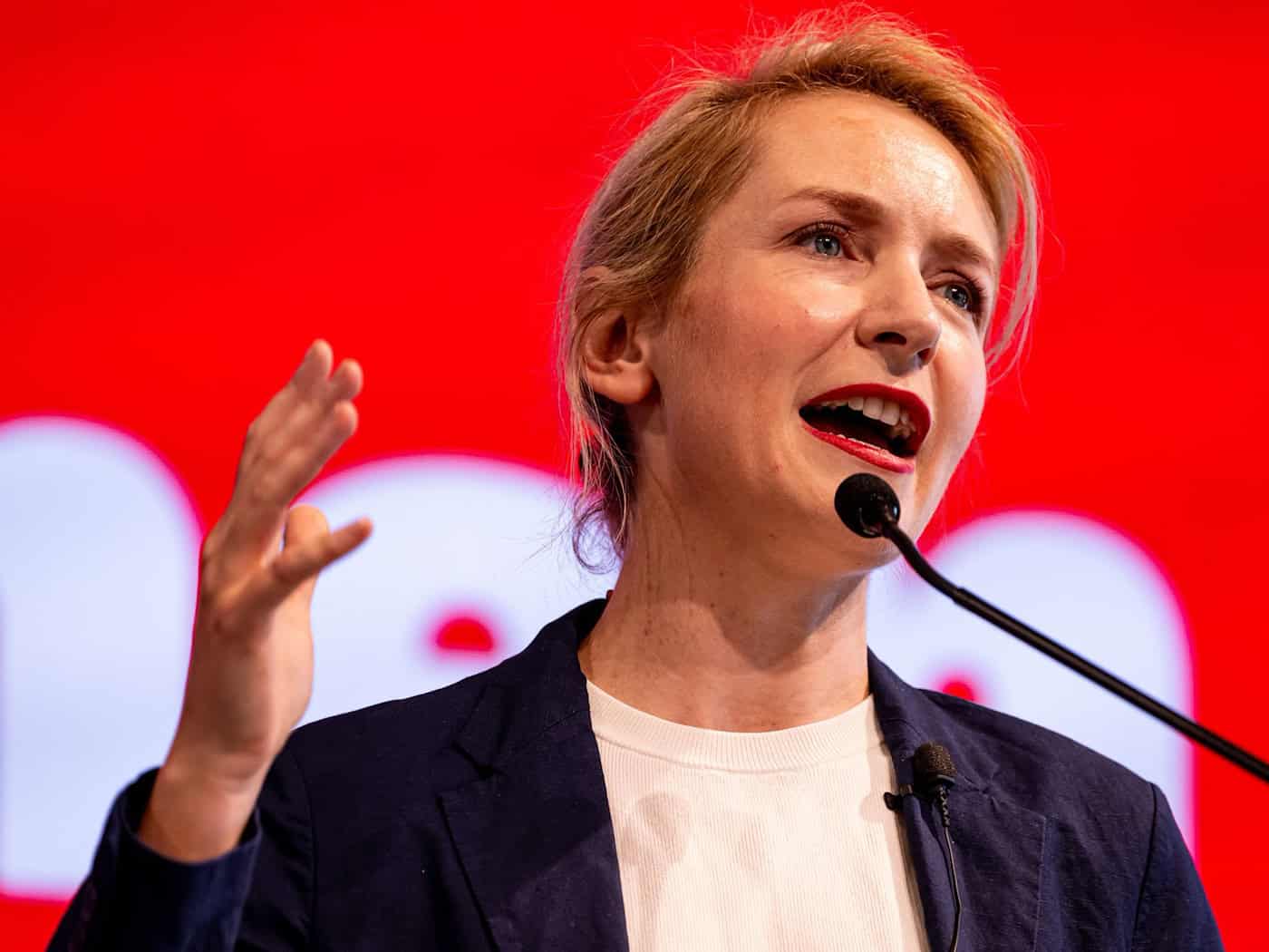 Linken-Chefin Schwerdtner kritisiert die Reformpläne für die gesetzliche Krankenversicherung. (Archivbild) / Foto: Fabian Sommer/dpa
