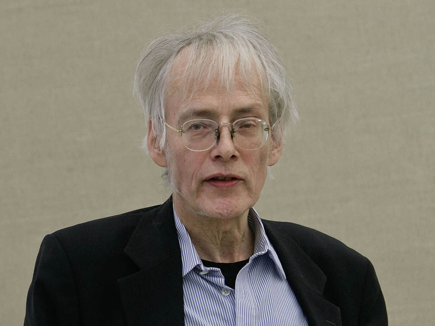 Der emeritierte Professor der Kunstakademie Münster, der in Hannover und Berlin lebte, galt als ein Pionier der Konzeptkunst.  / Foto: picture alliance / dpa