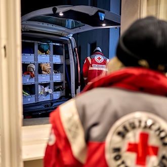 Vom 1. November bis 31. März wurde die Hilfsnummer 1.872 Mal gewählt. (Archivbild) / Foto: Michael Ukas/dpa