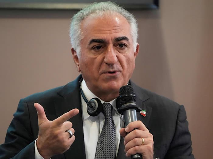 Im Januar folgten im Iran Menschenmassen Pahlavis Protestaufruf. (Archivbild) / Foto: Gregorio Borgia/AP/dpa