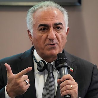 Im Januar folgten im Iran Menschenmassen Pahlavis Protestaufruf. (Archivbild) / Foto: Gregorio Borgia/AP/dpa