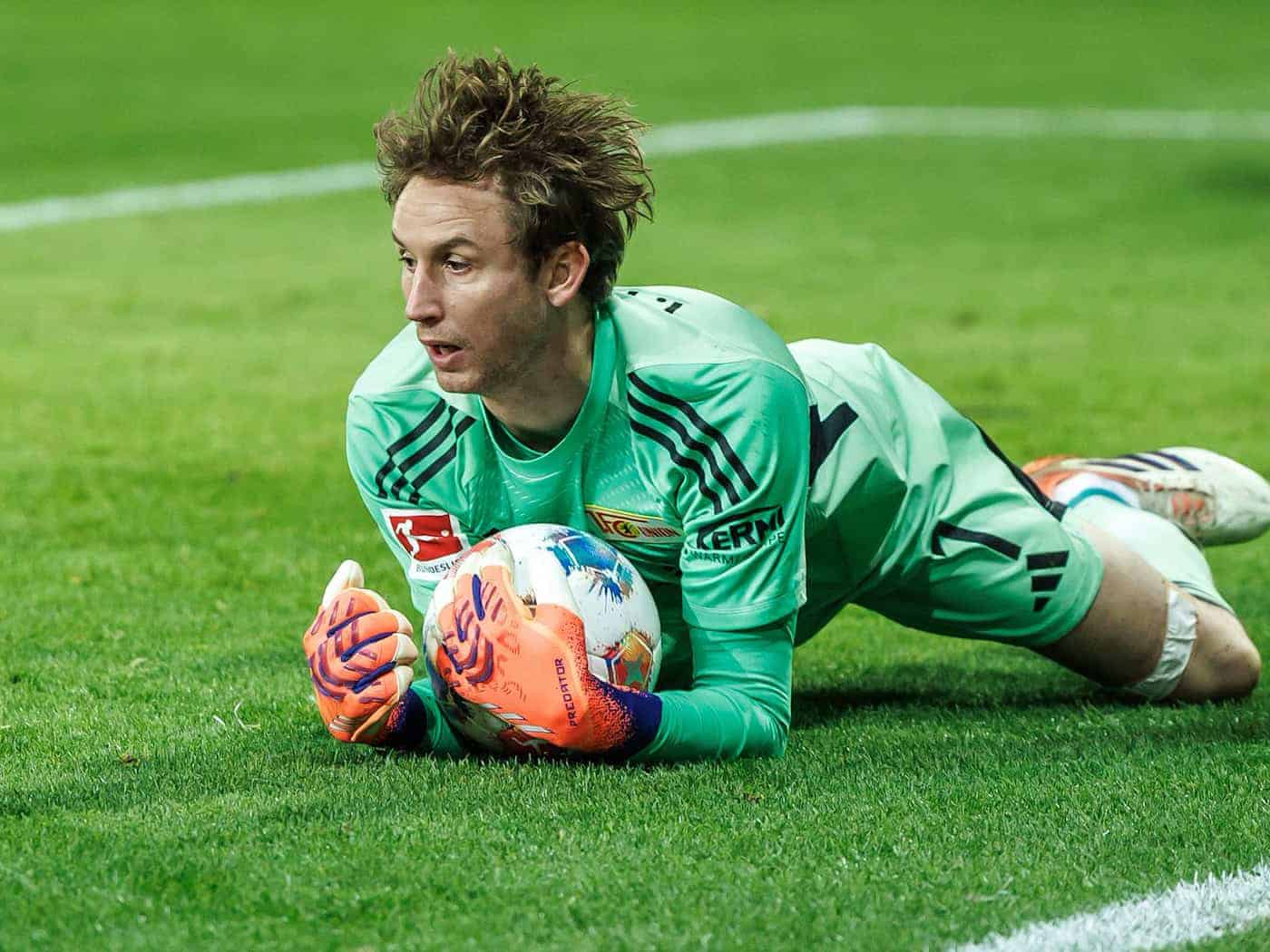 Seit 2021 bei Union Berlin: Frederik Rönnow. (Archivbild) / Foto: Andreas Gora/dpa