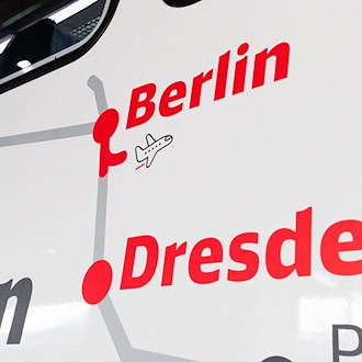 Beim Ausbau der Bahnstrecke Berlin-Dresden verzögert sich die zweite Baustufe um mehrere Jahre. (Archivbild) / Foto: Carsten Koall/dpa