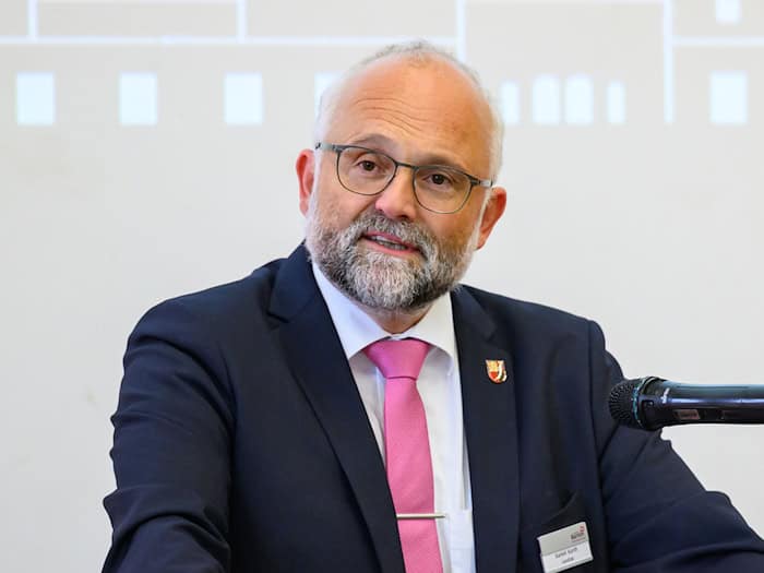 Stichwahl im Kreis Barnim: Kurth (SPD) gegen AfF-Kandidat Matthäus Mikolaszek